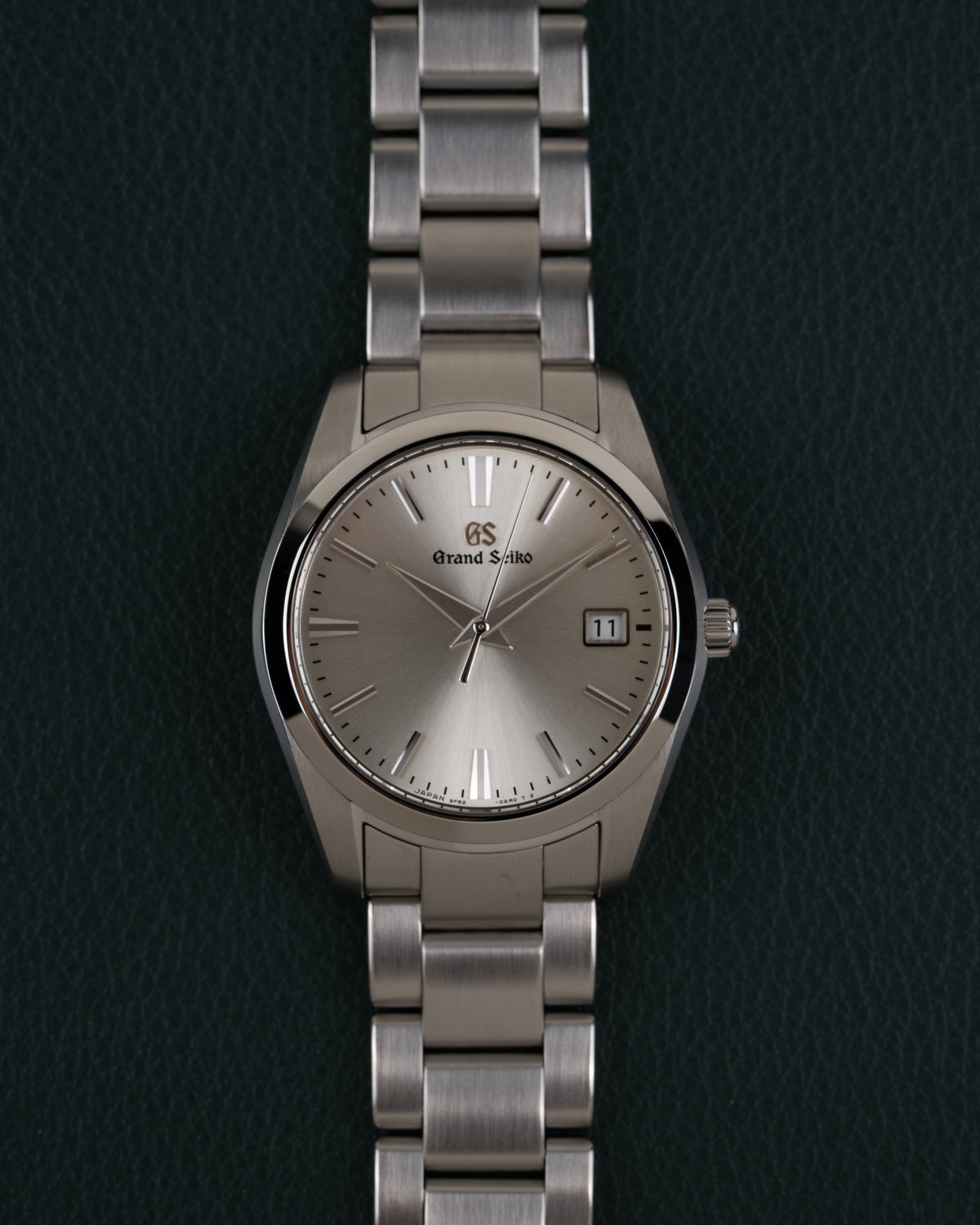 Grand Seiko Heritage Collection SBGX263 - volledig horloge recht van boven met stalen armband