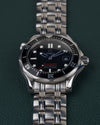 Omega Seamaster 300M 212.30.36.61.01.001 - derde close-up van de wijzerplaat, kroon rechts