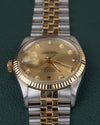 Rolex Datejust 16013 Champagne Diamanten Dial - ondersteboven aanzicht van de wijzerplaat, kroon links