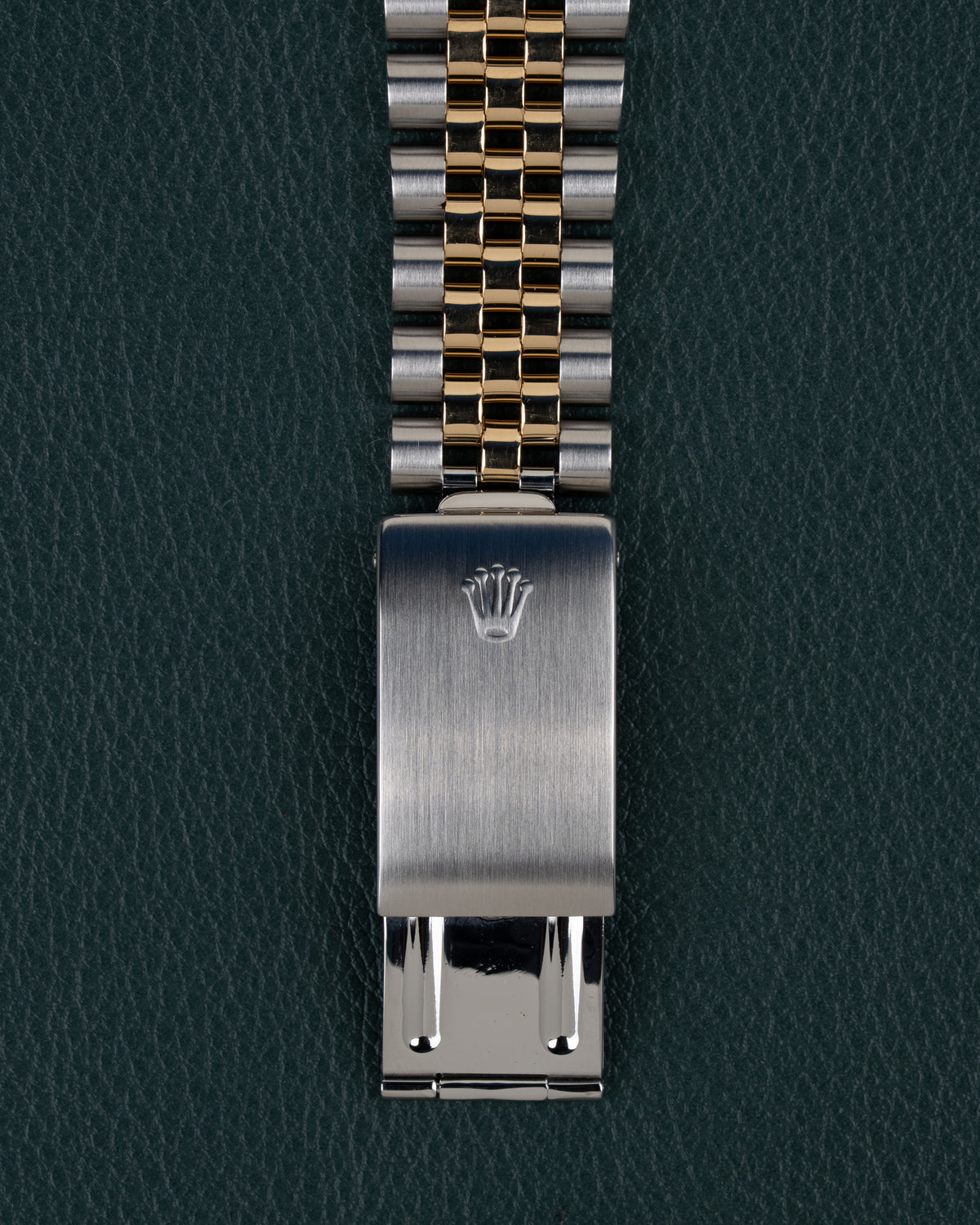 Rolex Datejust 16233 - Close-up van de vouwsluiting met Rolex-kroonlogo op de Jubilee band