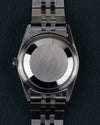 Rolex Datejust 16234 Blue Dial - close-up van de kastrug met referentienummers