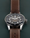 TAG Heuer Autavia Isograph WBE5114.FC8266 - close-up van wijzerplaat en bezel met kroon zichtbaar rechts