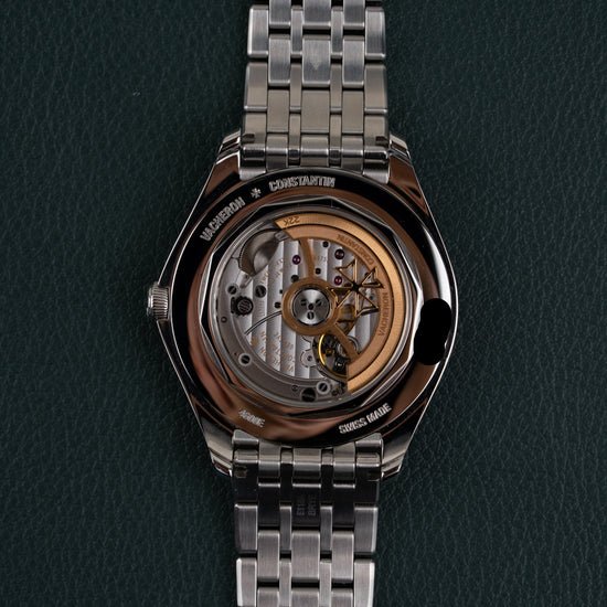 Vacheron Constantin Fiftysix 4600E - achterkant met saffierglas en zicht op het automatische uurwerk